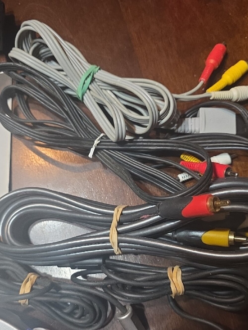 Silver Nintendo GameCube, Cords, Controllers & Memory Cube - Picture 4 of 6